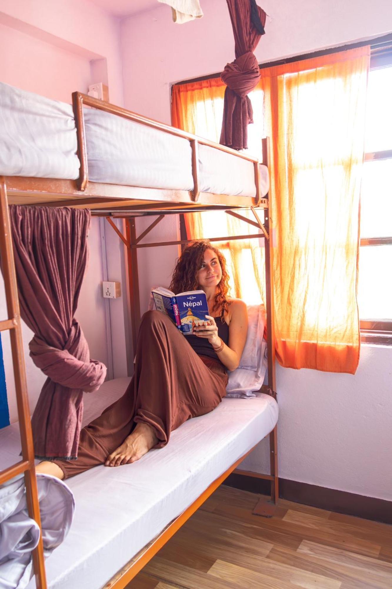 Planet Nomad Hostel Катманду Екстер'єр фото
