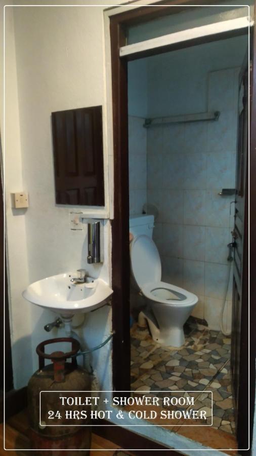Planet Nomad Hostel Катманду Екстер'єр фото